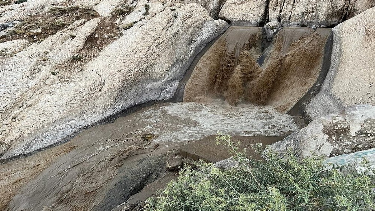 آب چشمه کوهرنگ, خطر خشک شدن کامل چشمه کوهرنگ