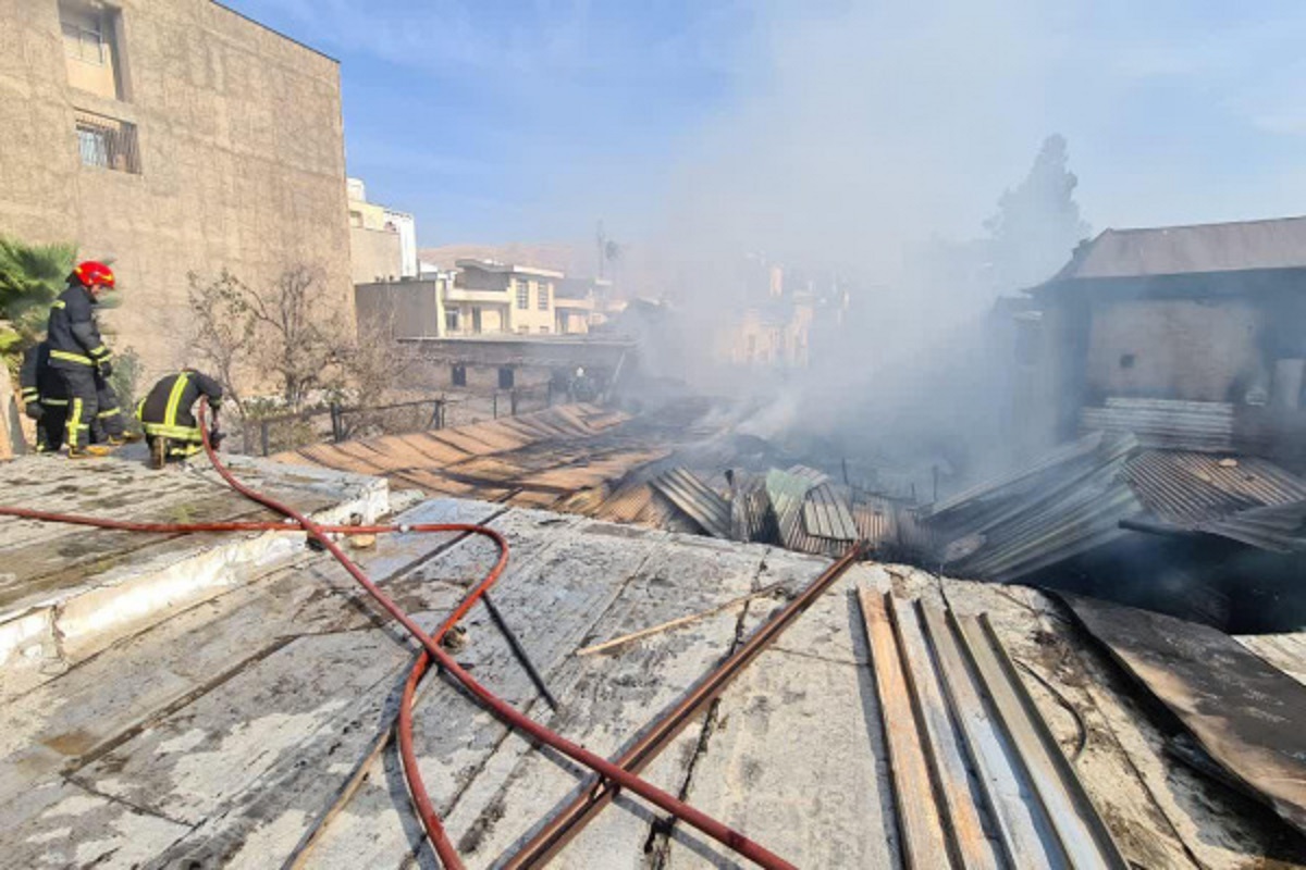 آتش سوزی خیابان انوری شیراز