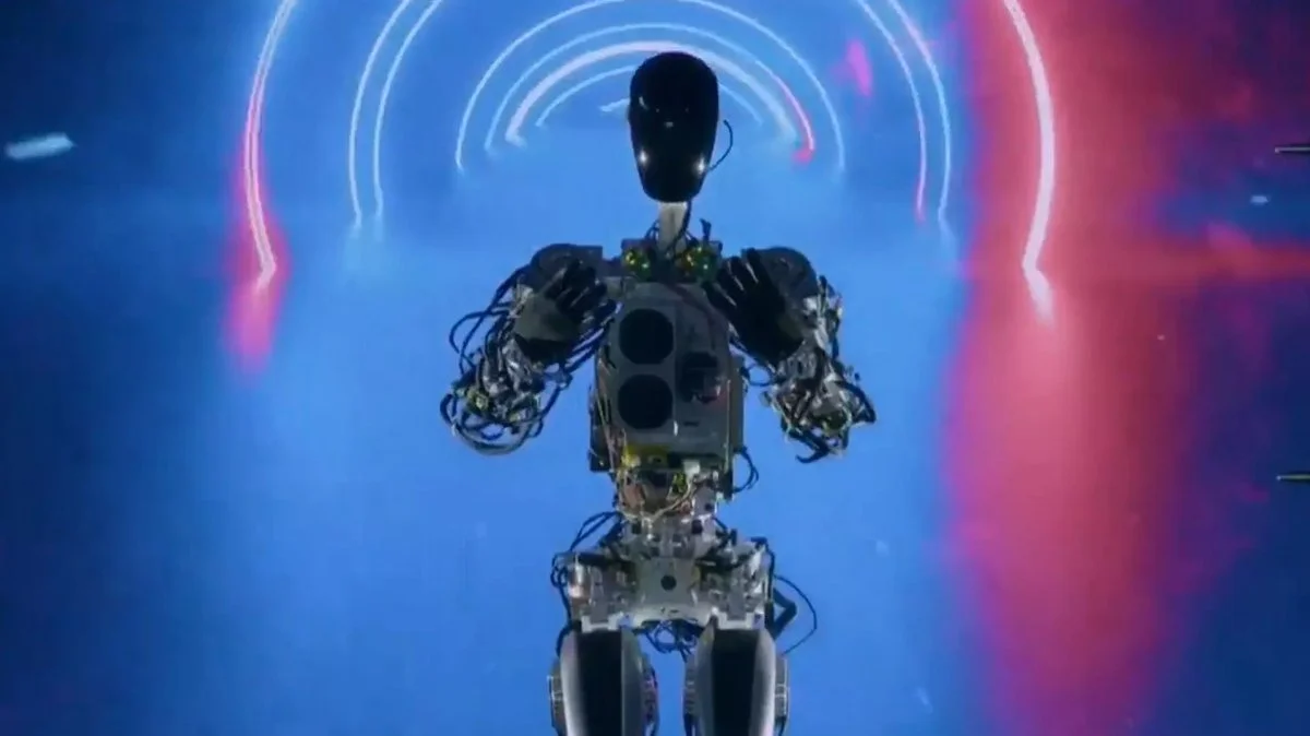 ربات انسان نما اپتیموس تسلا, ربات optimus تسلا