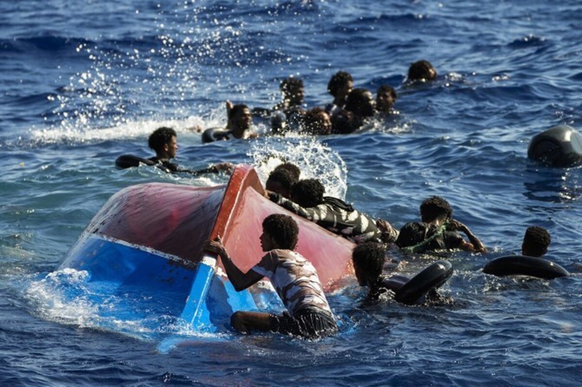 غرق شدن کشتی پناهجویان در ایتالیا