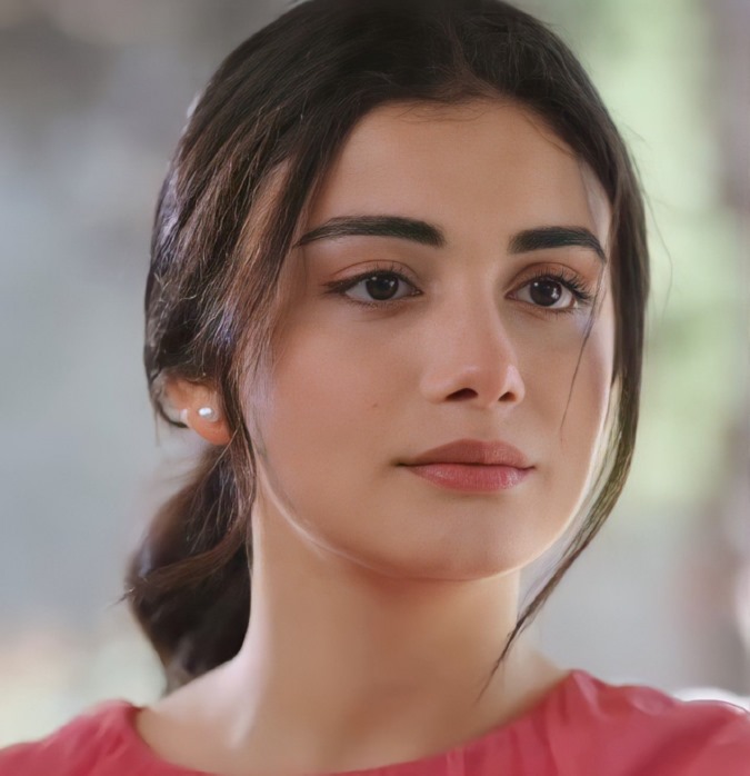 بیوگرافی بازیگران سریال ترکی یاقوت کبود