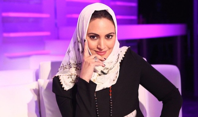 مونا ابوسلیمان - عربستان سعودی (Muna AbuSulayman- Saudi Arabia)
