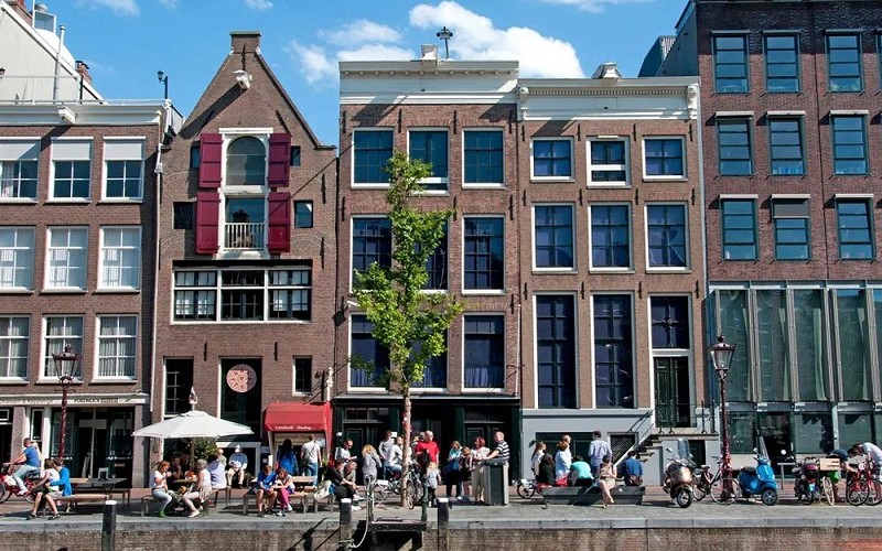 داستان آن فرانک و موزه‌ اش در آمستردام چیست؟