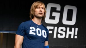 سریال Chad Powers