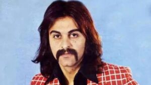 کوروش یغمایی