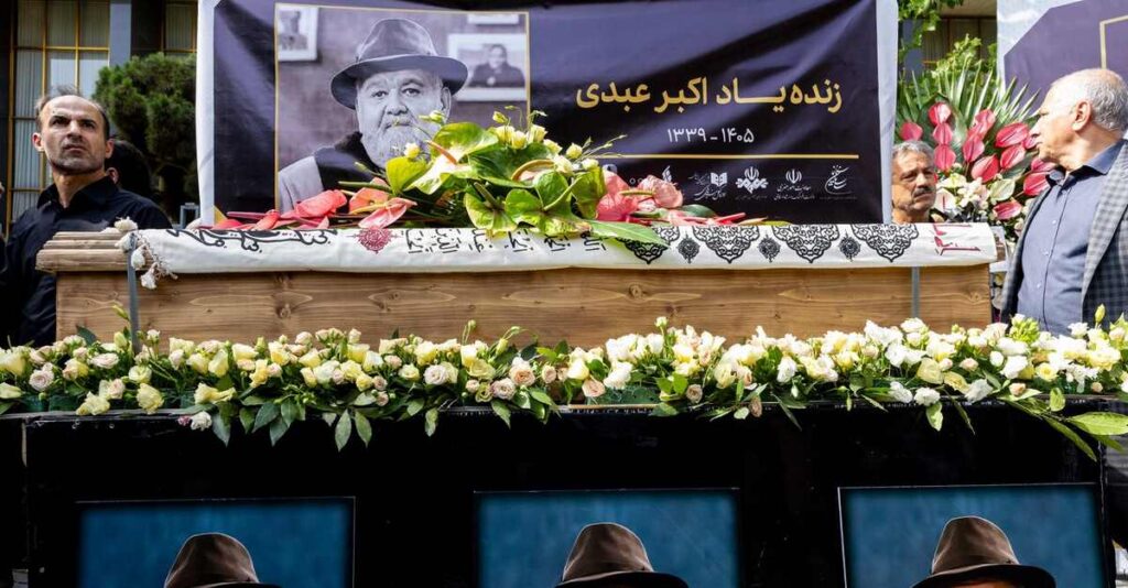 اکبر عبدی